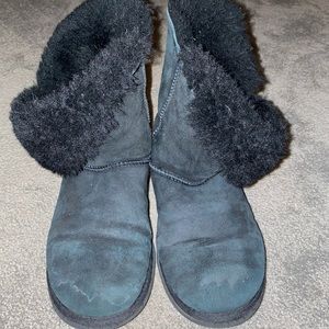 Bailey Button Diamond Ugg